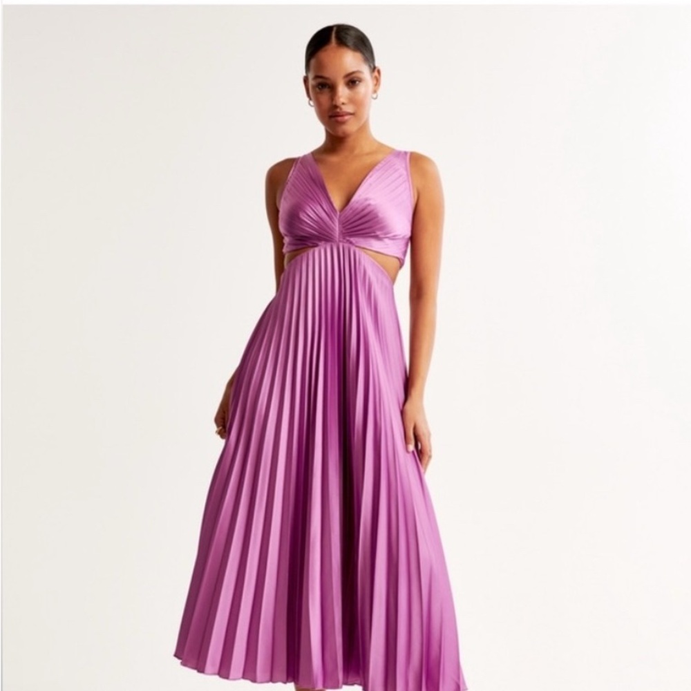 Abercrombie Giselle purple pleated dress size S